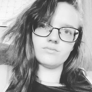 Meet your Posher, Angie